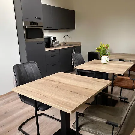 De Hoogstam Bed & Breakfast 3*