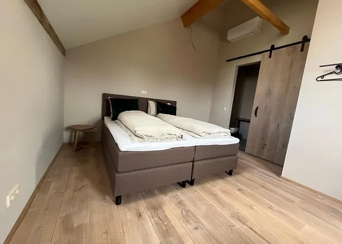 Bed & Breakfast De Hoogstam 3*